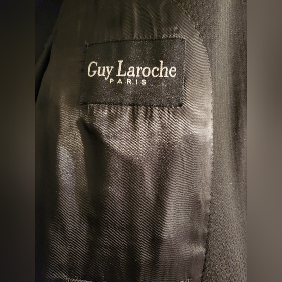 Guy Laroche Paris Pinstripe Black Blazer Guy Laroche - Picture 3 of 5